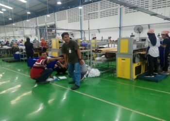 Pabrik Sepatu di Lebak Tutup, 1.100 Pekerja Terkena PHK