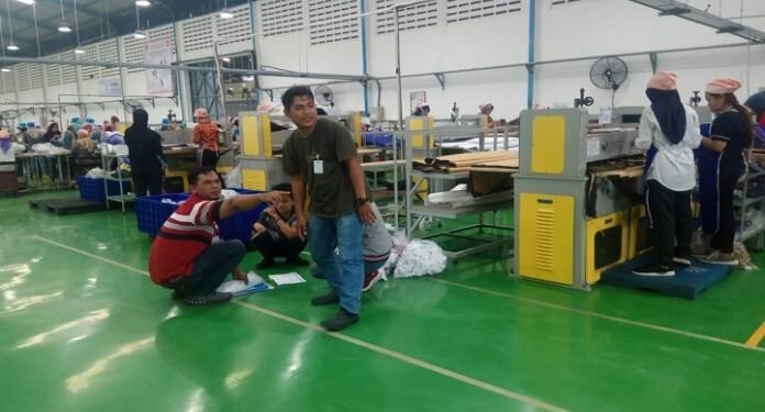 Pabrik Sepatu di Lebak Tutup, 1.100 Pekerja Terkena PHK