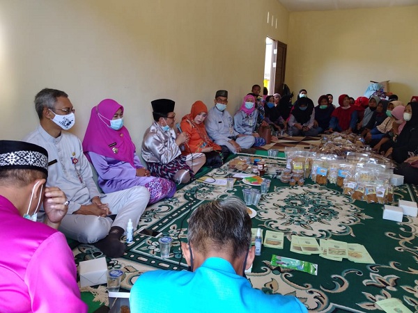 Cegah Stunting, Pemkab Mempawah Ajak Poklahsar Tingkatkan Konsumsi dan Produksi Olahan Ikan