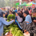 Warga Serbu Pasar Murah Pemkot Pontianak Saat CFD