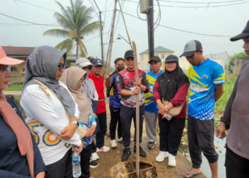 Gotong Royong di Pelabuhan Rakyat, Bahasan Minta Jembatan dan Saluran Air Segera Ditangani