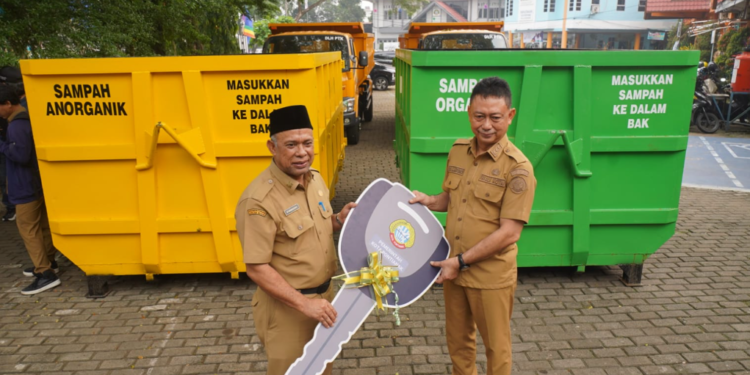 DLH Pontianak Siapkan Kontainer Sampah Terpilah, Warga Didorong Memilah dari Rumah
