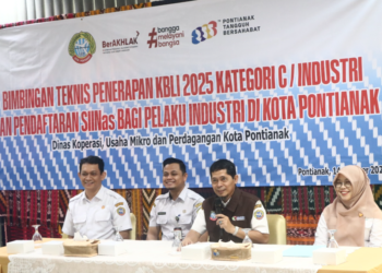 DKUMP Pontianak Gelar Bimtek KBLI 2025 dan SIINas bagi Pelaku Industri