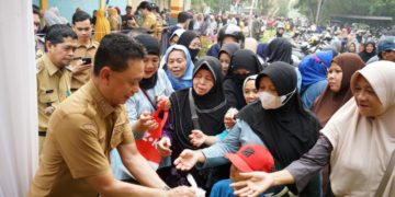Pasar Murah HUT ke-255 Pontianak Diserbu Warga, Paket Sembako Dijual Rp85 Ribu