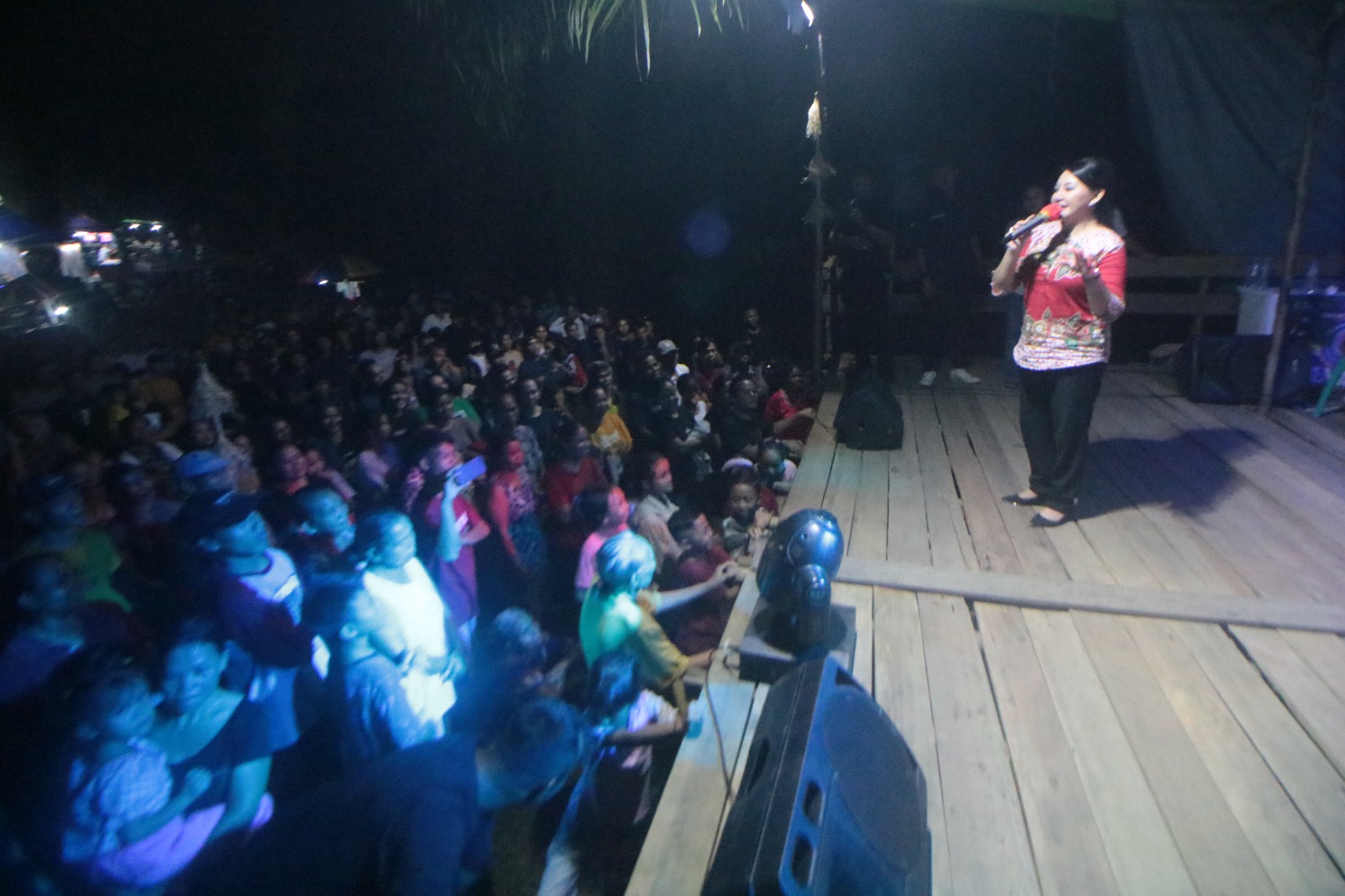 Pesta Syukur Gawai Palades Betung Diresmikan Peringati Hasil Panen Padi yang Melimpah