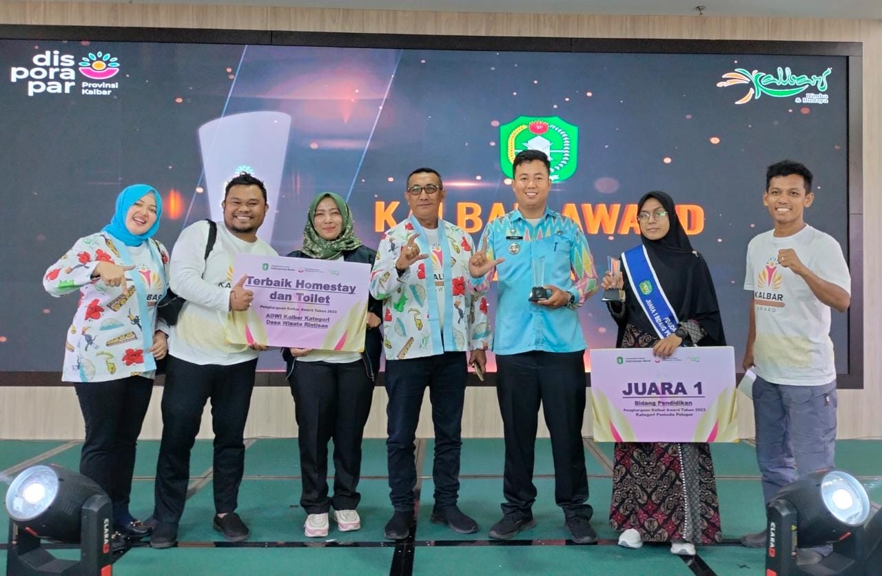 Kelurahan Tambelan Sampit Raih Penghargaan Anugerah Desa Wisata Kalbar 2023 Kategori Homestay dan Toilet