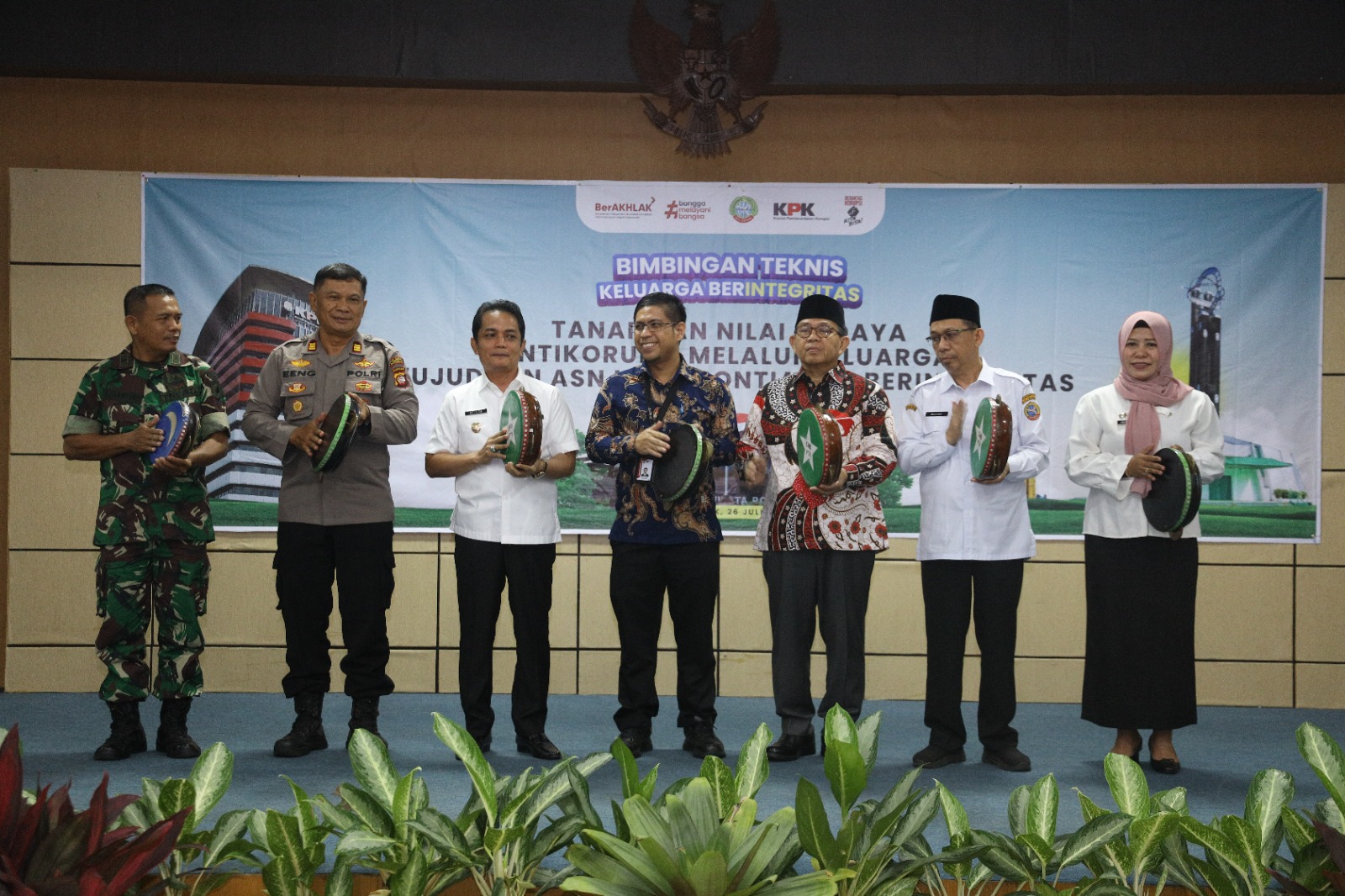 KPK RI dan Pemkot Pontianak Bersinergi Gelar Bimtek Keluarga Berintegritas: Mengokohkan Perlawanan Terhadap Korupsi