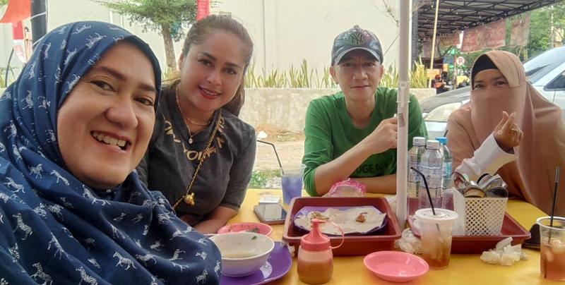 Bakwan Kuah Bunda: Manjakan Lidah dengan Kelezatan Warisan Keluarga