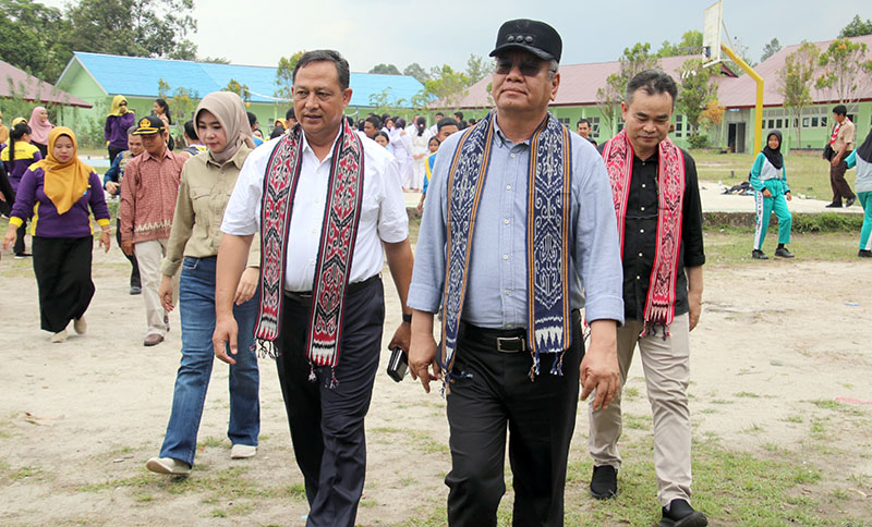 Harisson Apresiasi Prestasi dan Fasilitas di SMAN 1 Belimbing