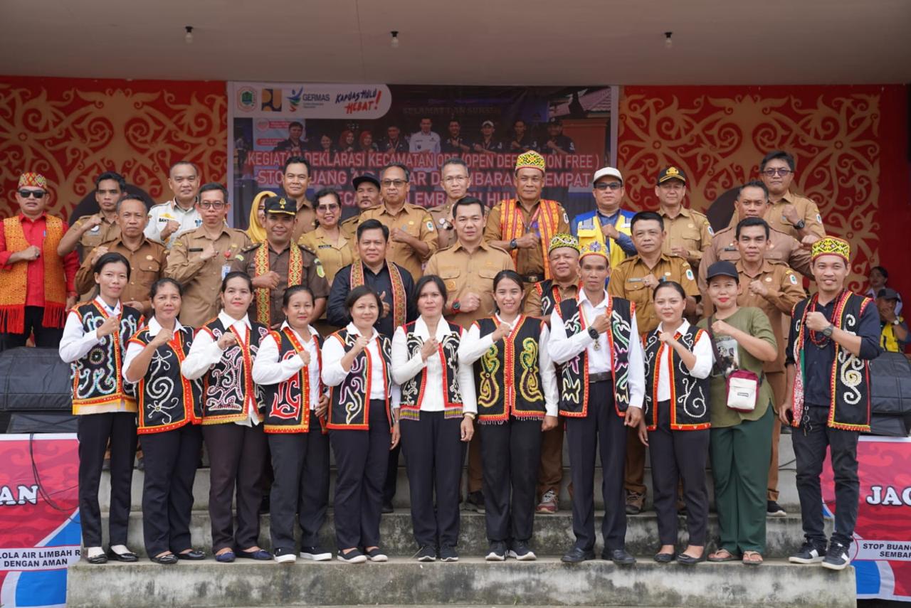 Bupati Kapuas Hulu Fransiskus Diaan Dorong Kecamatan Embaloh Hulu Canangkan STBM