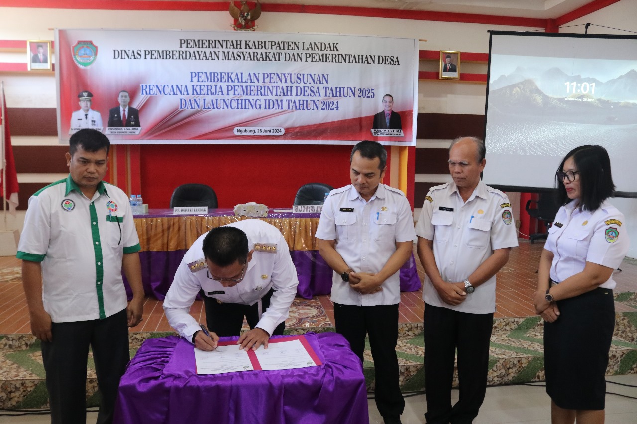 Pembekalan Penyusunan Rencana Kerja Pemdes Tahun 2025, Pemkab Landak Luncurkan Indeks Desa membangun
