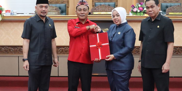 Rancangan KUA dan PPAS 2026 Pemprov Kalbar ke Legislatif