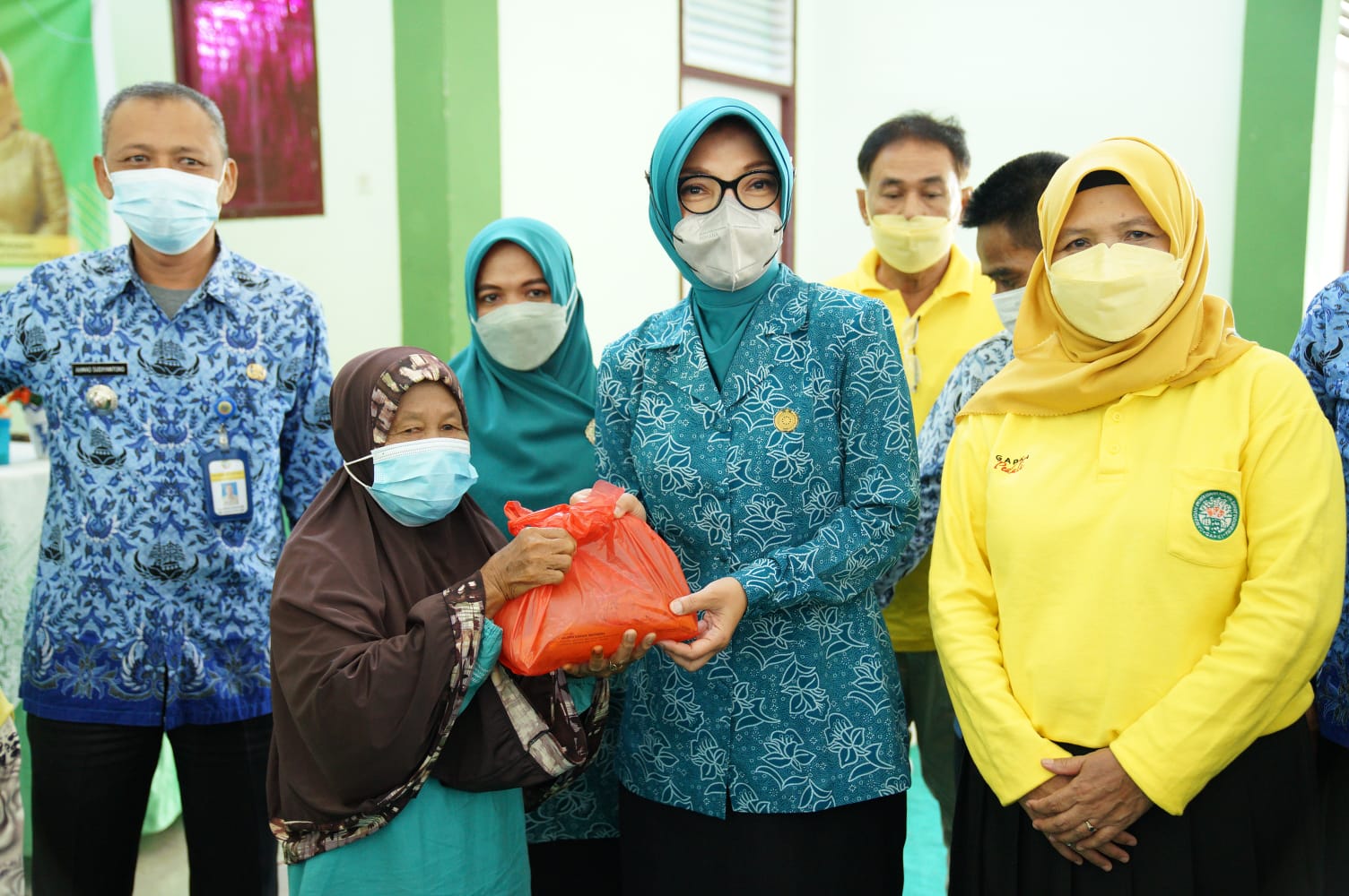 Bazar Murah Minyak Goreng 29 Kelurahan se-Kota Pontianak Ringankan Beban Warga