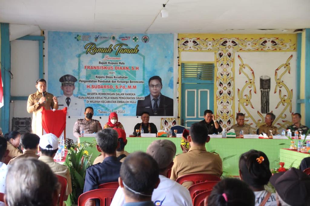 Pemkab Kapuas Hulu Gelar Pengobatan Massal Gratis di Daerah Tertinggal Perbatasan