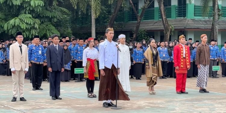 Siswa SMAN 1 Pontianak Hidupkan Semangat Pahlawan Lewat Pesan Perjuangan