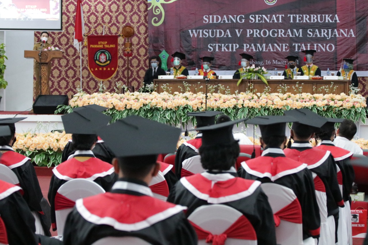 Tak Cukup Gelar, Sarjana Diharapkan Berkontribusi Dalam Pembangunan