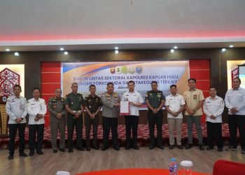 Kapuas Hulu Dorong Legalitas Pertambangan Rakyat, Tiga Koperasi Sudah Kantongi IPR Emas