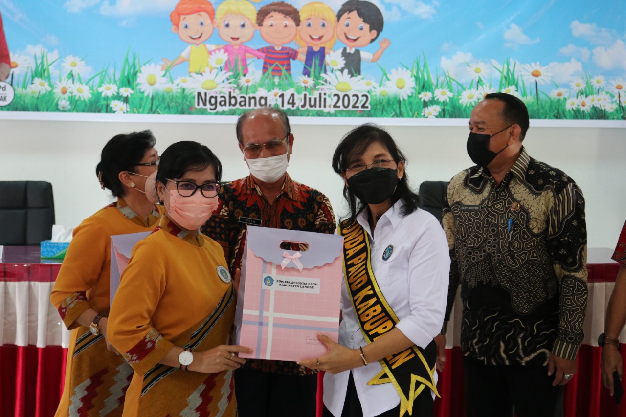 Harmonisasi, Sosialisasi dan Pembinaan Bunda PAUD Kabupaten Landak