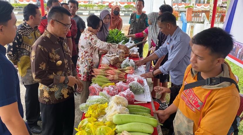 Pemkab Kapuas Hulu Penuhi Kebutuhan Pangan Murah untuk Masyarakat Lewat GPL HPS