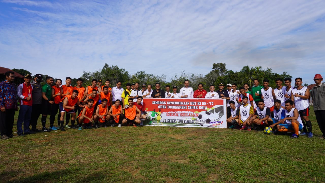 Kapuas Hulu Meriahkan HUT RI ke-77 Lewat Open Turnamen Sepak Bola Desa Seluan