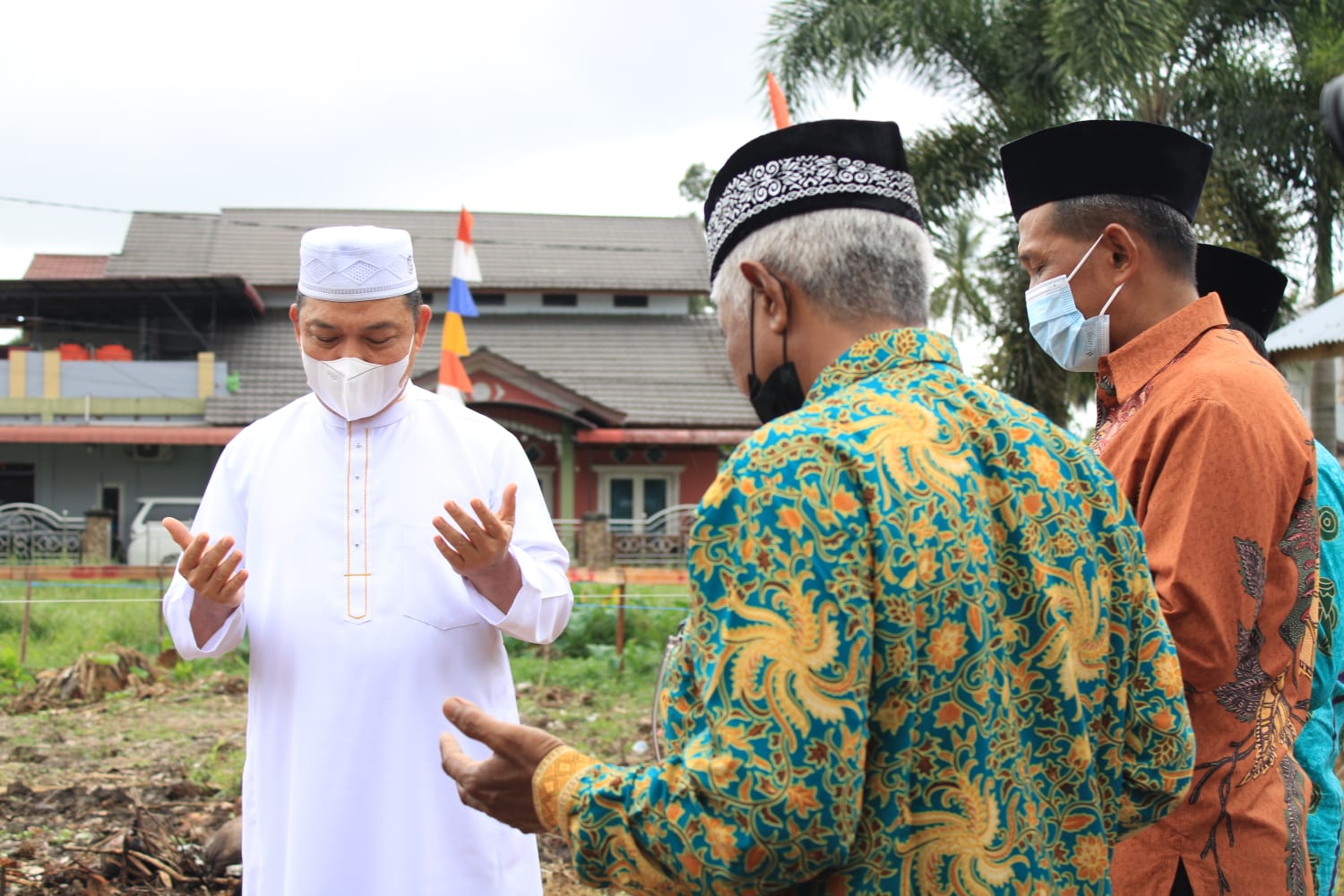 Dukung Pembangunan Rumah Ibadah Lewat Bansos, Wagub Kalbar: Bantuan Sesuai Kemampuan Keuangan Daerah