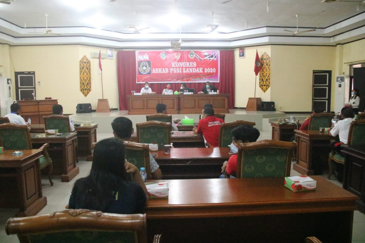 Bupati Landak Buka Kongres Askab PSSI Landak