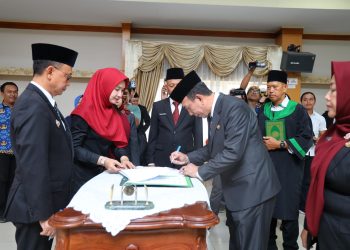 Wali Kota Pontianak Lantik Sembilan Pejabat Pimpinan Tinggi Pratama