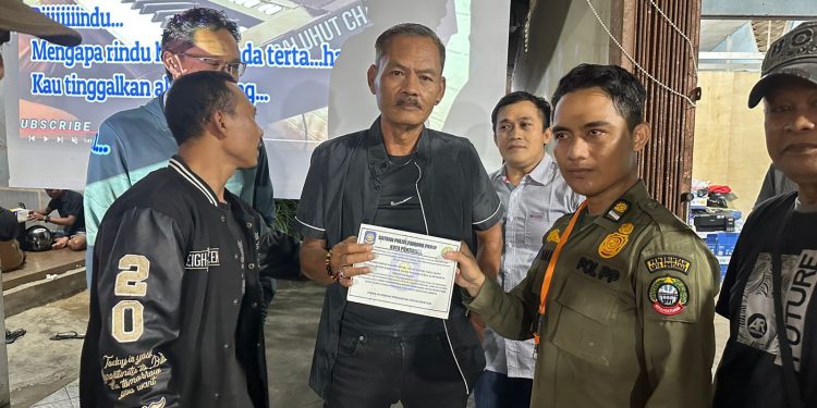 Satpol PP Pontianak Gelar Patroli Malam, Tertibkan Kafe dan Warkop Berisik