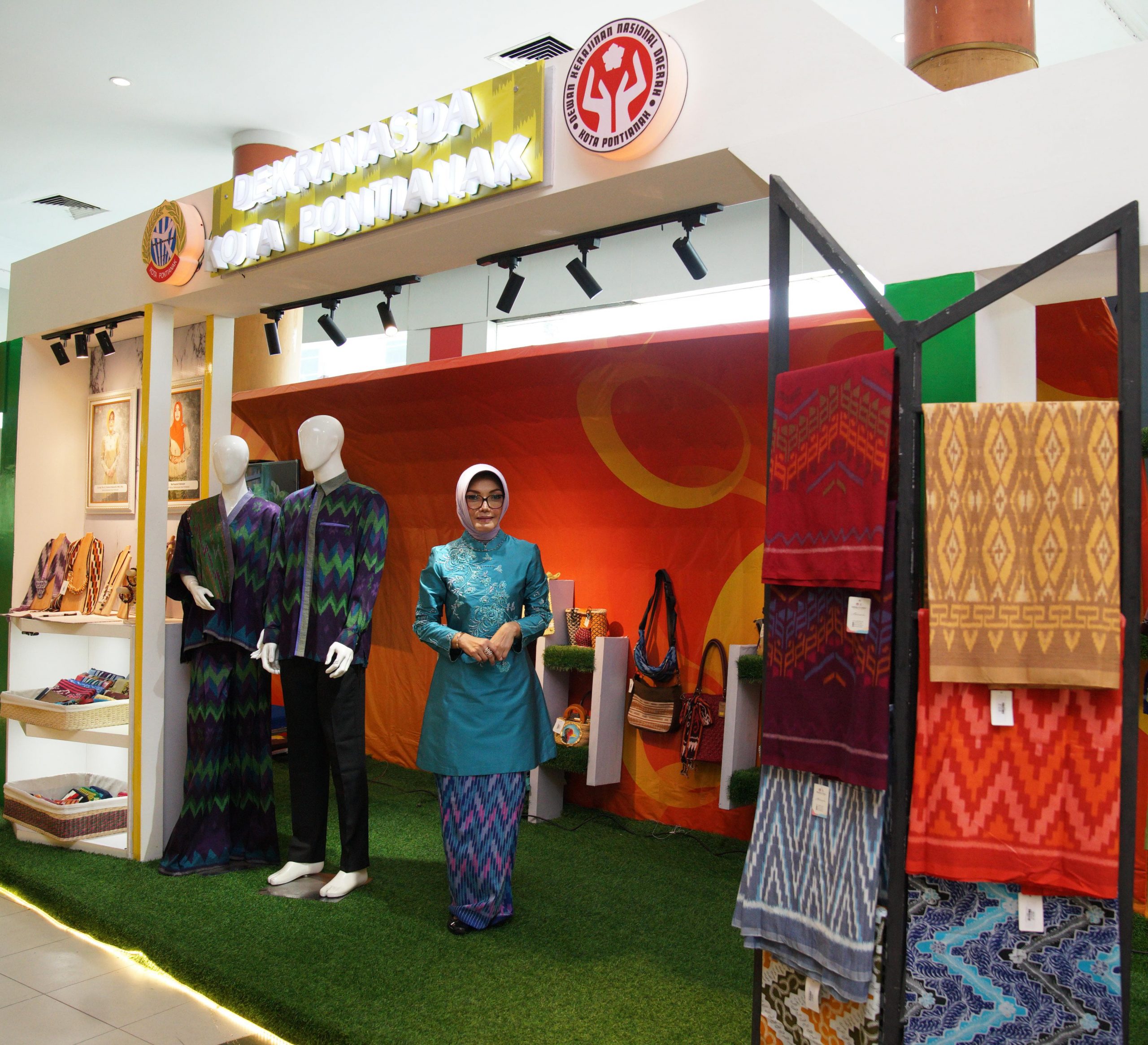 Dekranasda Kota Pontianak Stand Terbaik I Pontianak Expo 2023