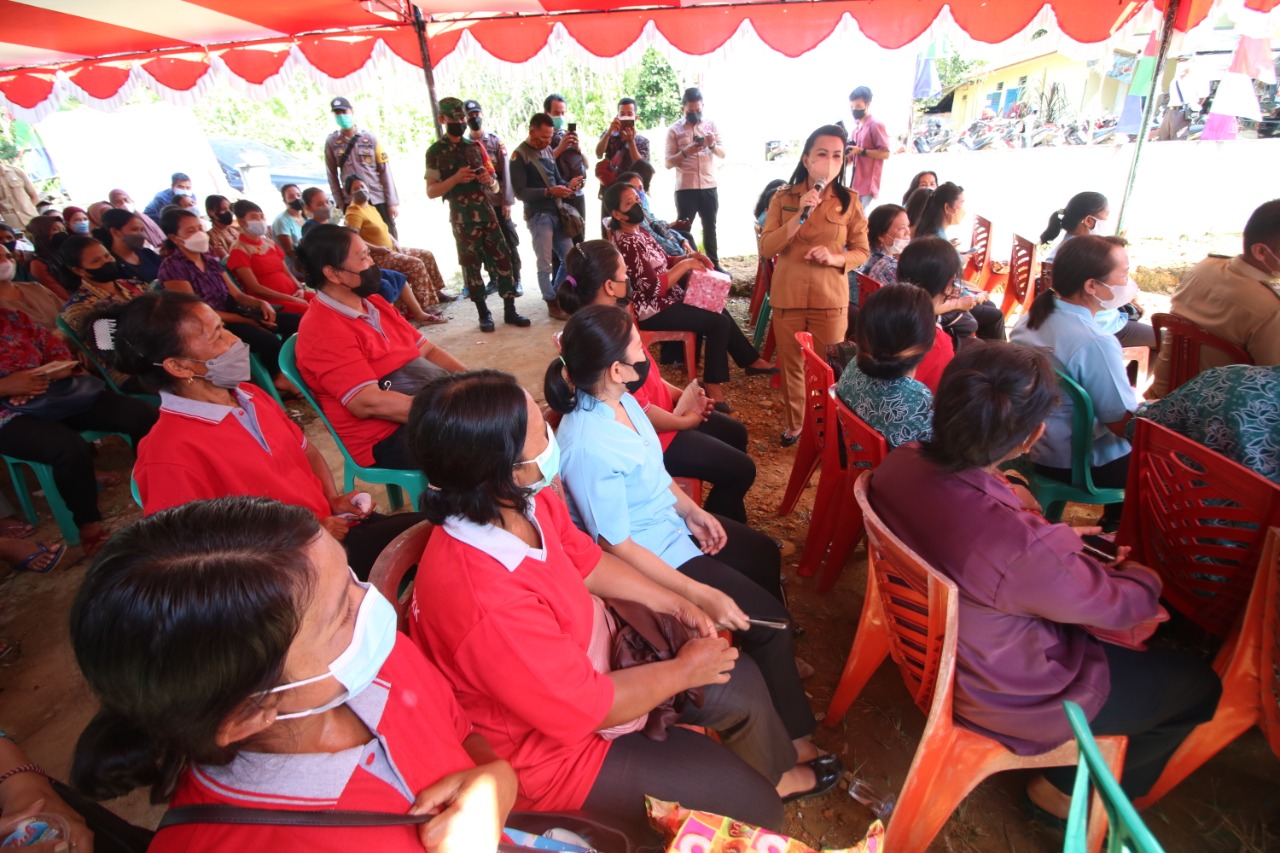 Soroti Kasus Stunting di Desa Sidas, Ini yang Dilakukan Bupati Landak