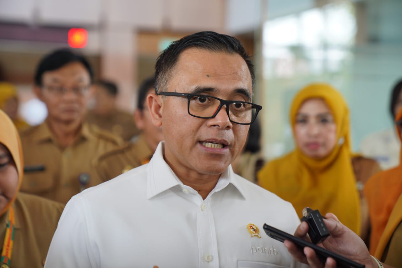 Menteri PAN-RB Janji Tuntaskan Honorer K2 Jadi PPPK Tahun Ini, Pontianak Siapkan 1.215 Formasi CASN