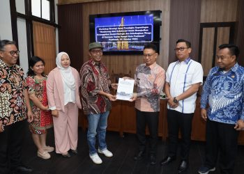 Menata Wajah Kota dari Sungai Kapuas