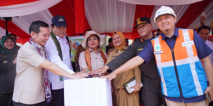 Pontianak Ekspor Langsung Kratom dan Arwana, Ekonomi Kalbar Diharapkan Melesat