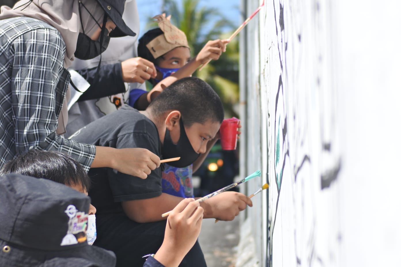 Dukung Kreativitas Komunitas Tembokpedia Lewat Mural