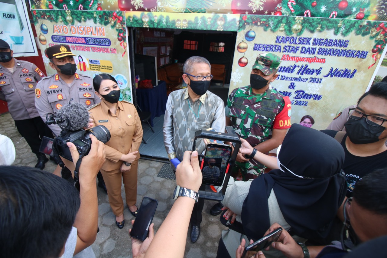 Bupati Landak Dampingi Gubernur Kalbar Tinjau Posyan Nataru
