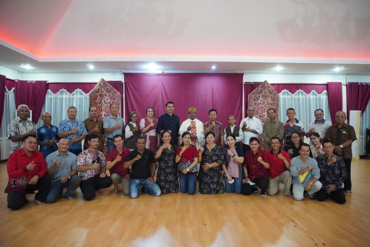 Perayaan Misa Penutupan Bulan Maria di Kapuas Hulu