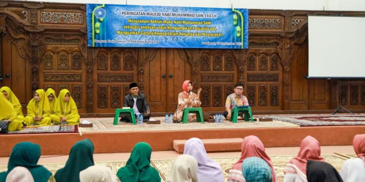 Ketua TP PKK Pontianak Minta Kader Lebih Tanggap terhadap Kondisi Masyarakat