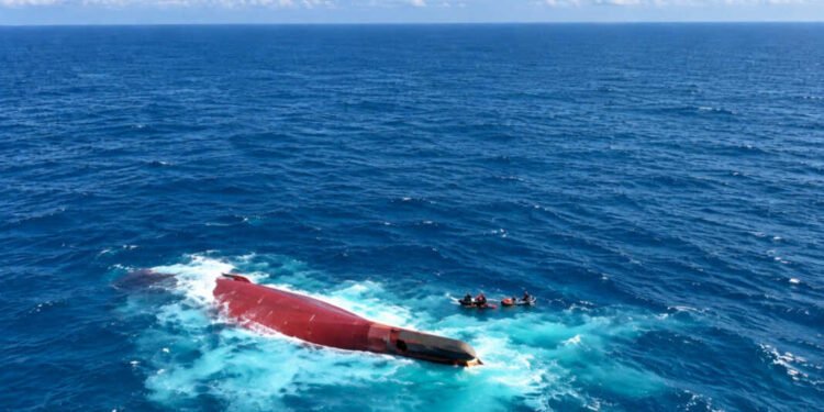 Tragedi Kapal Virgo Transport 8 Terbalik di Perairan Masalembu