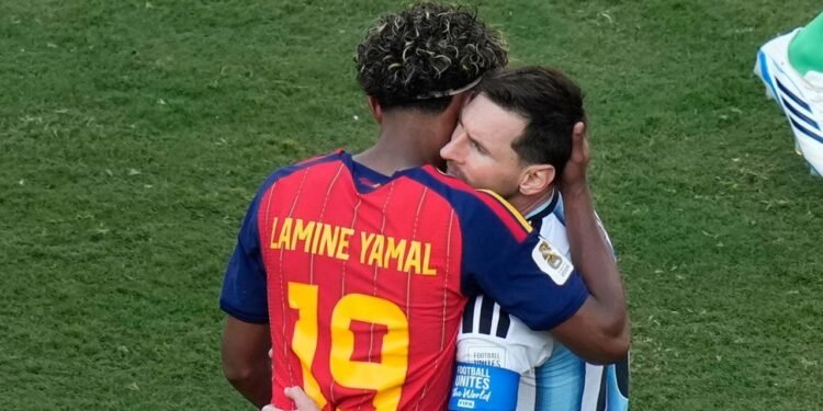 Lamine Yamal Hibur Lionel Messi Usai Argentina Gagal Juara Piala Dunia 2026