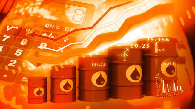 Usai Sentuh Level Tertinggi, Harga Minyak Dunia Turun Tipis