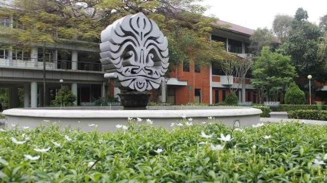 Klaim Tak Ada Intimidasi, Pihak Rektorat Tawarkan Take Down Meme Jokowi kepada BEM UI