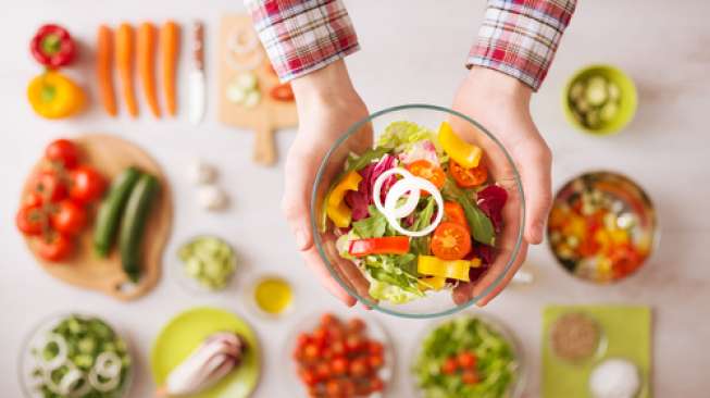 5 Diet Terbaik Perempuan Menopause untuk Menurunkan Berat Badan